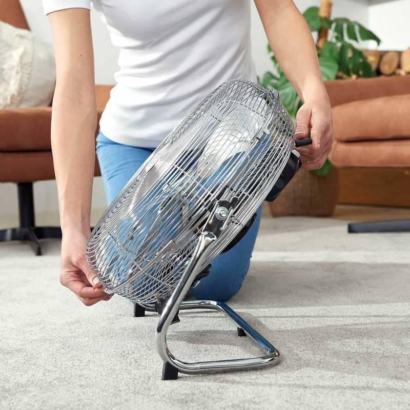 Ventilátor podlahový Black Decker BXFF60E nerez