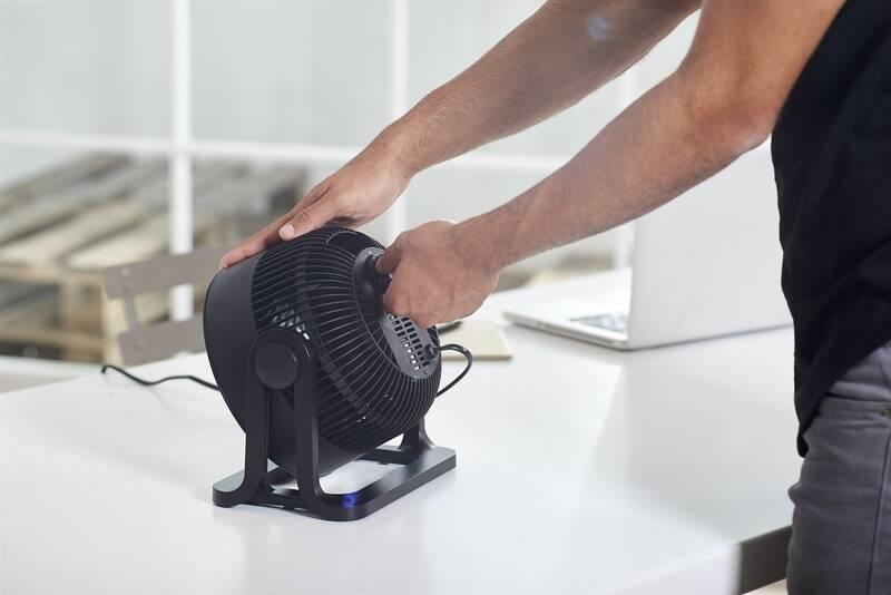 Ventilátor stolní Black Decker BXEFD30E černý