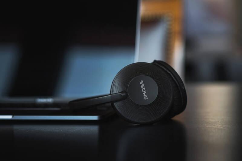 Sluchátka Koss KPH 7 Wireless černá