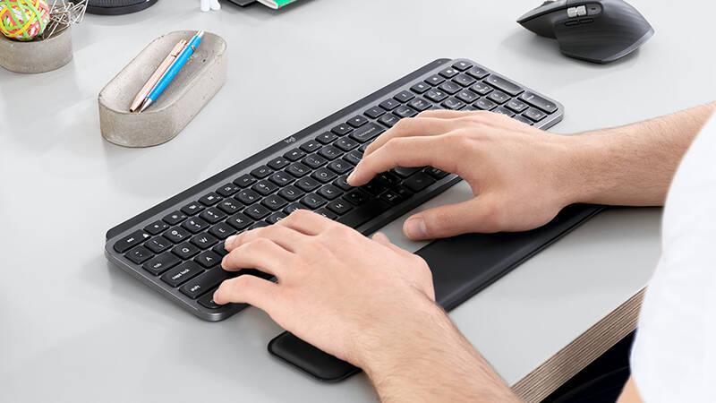 Podložka Logitech MX Palm Rest opěrka pro zápěstí šedá