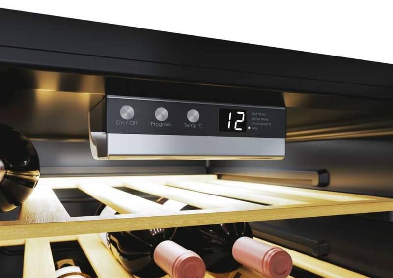 Vinotéka Candy CWC 154 EEL černá