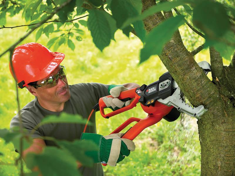 Řetězová pila Black-Decker GK1000, elektrická