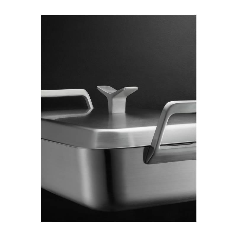 Pekáč s víkem AEG A9KLLC0