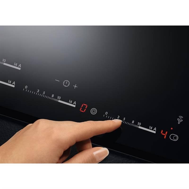 Sklokeramická varná deska AEG Mastery HK854870FB černá