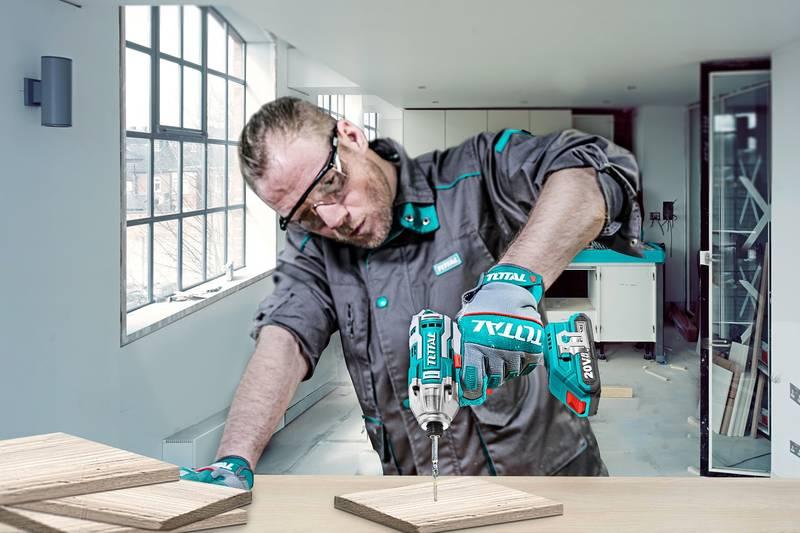 Akumulátorový rázový utahovák Total tools TIWLI2001