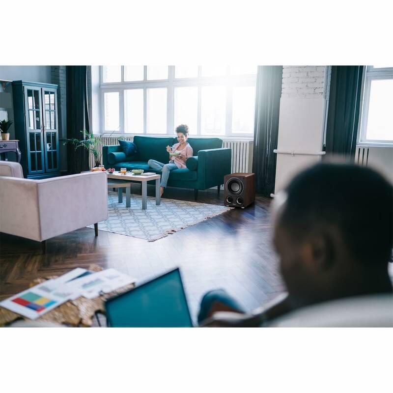 Subwoofer Magnat Alpha RS 8 hnědý