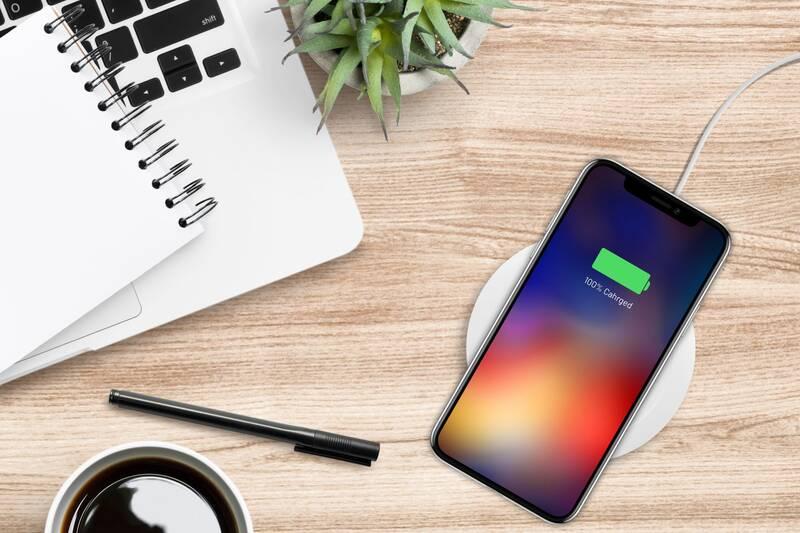 Bezdrátová nabíječka FIXED Pad, 10W bílá