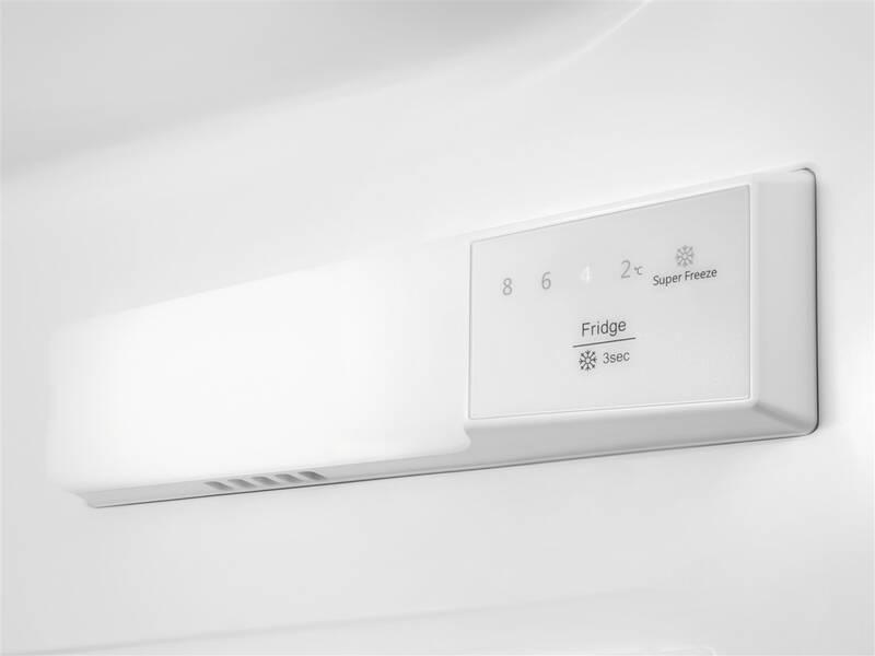 Chladnička Zanussi ZEAN11FW0 bílá