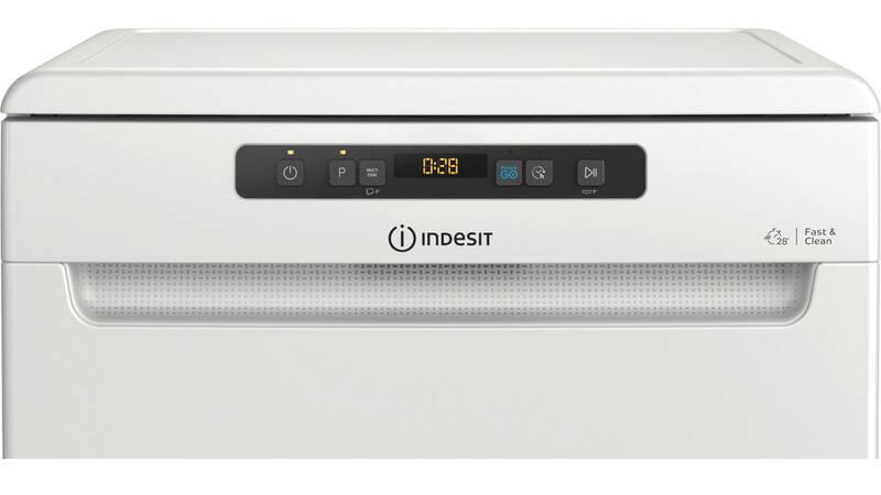 Myčka nádobí Indesit DFO 3C26 bílá