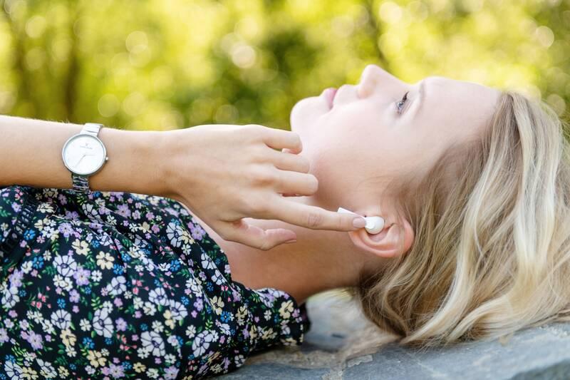 Sluchátka FIXED Boom Pods bílá