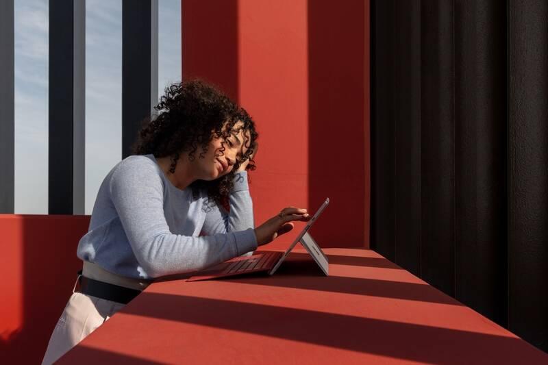 Notebook Microsoft Surface Pro 7 stříbrný