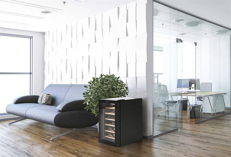 Vinotéka Candy CWCEL 210 N černá