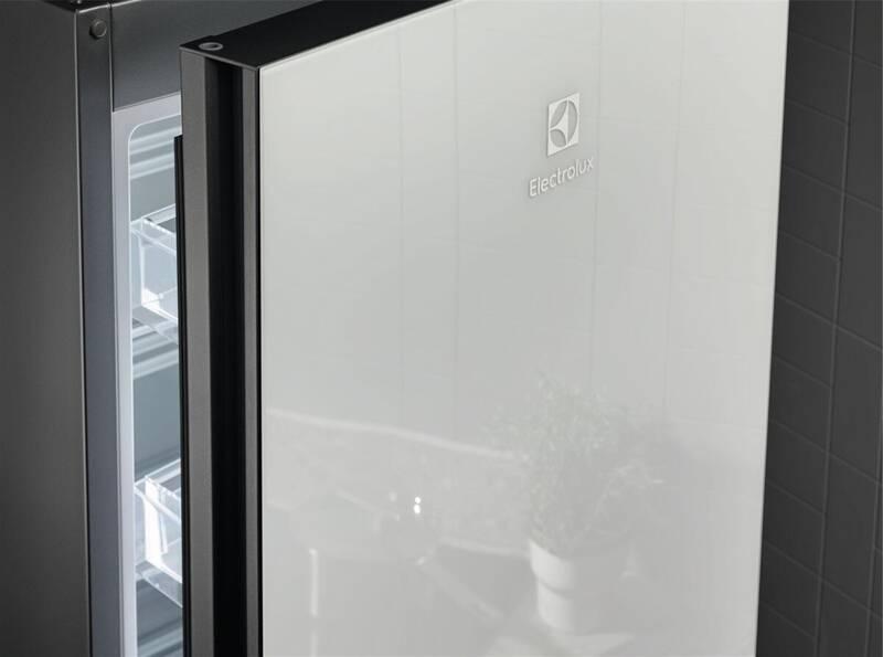 Chladnička s mrazničkou Electrolux LNT7ME34G1 bílá