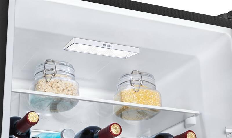 Chladnička s mrazničkou Hisense RB390N4BFE černá