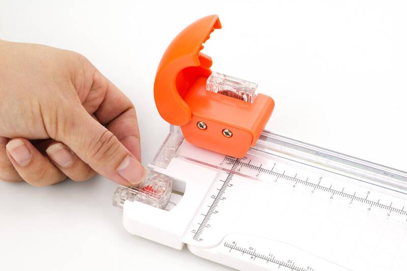 Řezačka Peach 3v1 Rotary Trimmer PC200-15