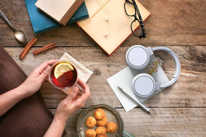 Sluchátka Philips TAH5205WT bílá