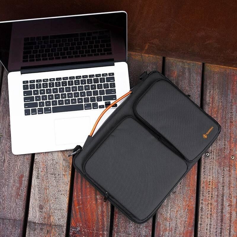 Brašna na notebook tomtoc Messenger na 16" MacBook Pro 2019 černá