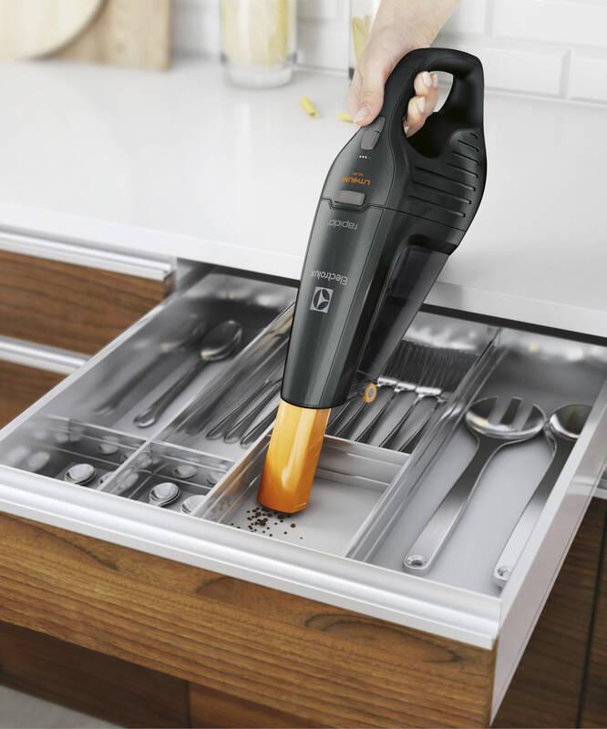 Akumulátorový vysavač Electrolux Rapido ZB6114IGM