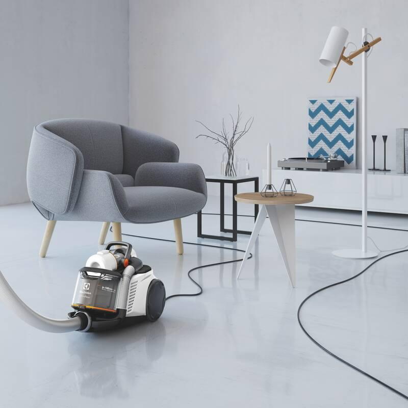 Podlahový vysavač Electrolux UltraFlex EUFC8ALRGY bílý