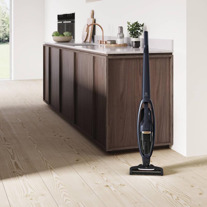 Tyčový vysavač Electrolux Well Q7 WQ71-50IB