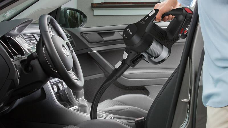 Tyčový vysavač Bosch Unlimited S6 BBS611BSC