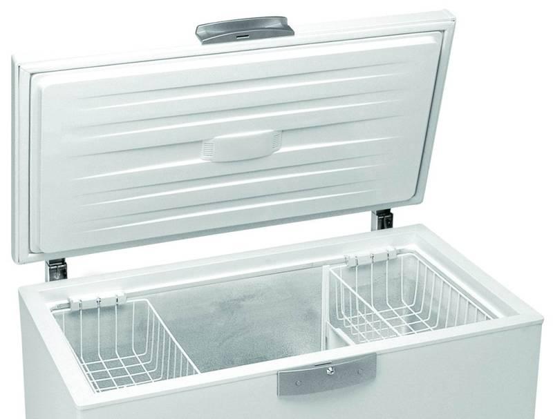 Mraznička Beko HSA 24530 bílá