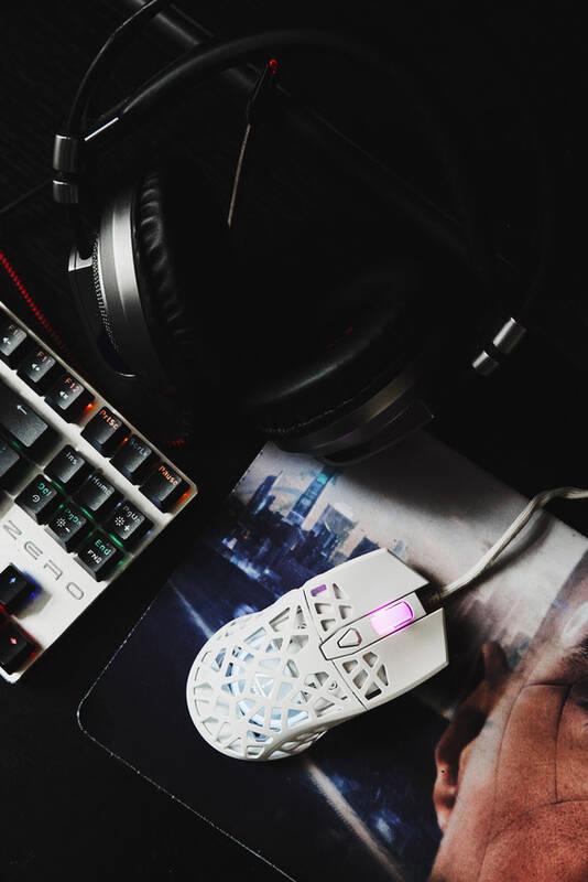 Myš Canyon Puncher GM-20 bílá