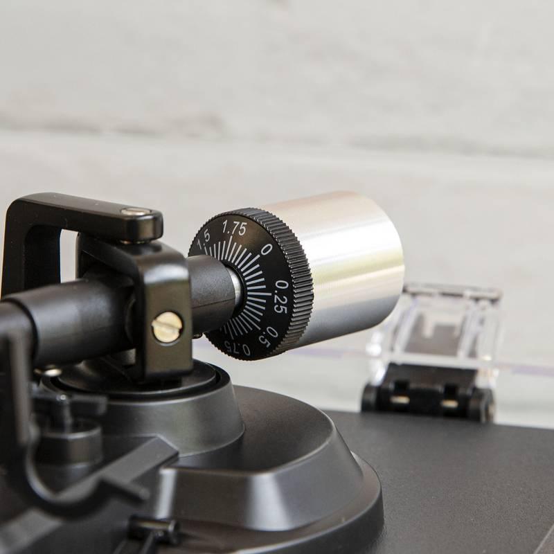 Gramofon Crosley C6B černý