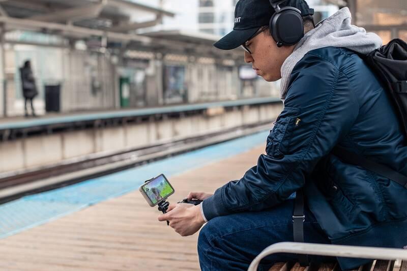 Držák SteelSeries držák Smartgrip černý