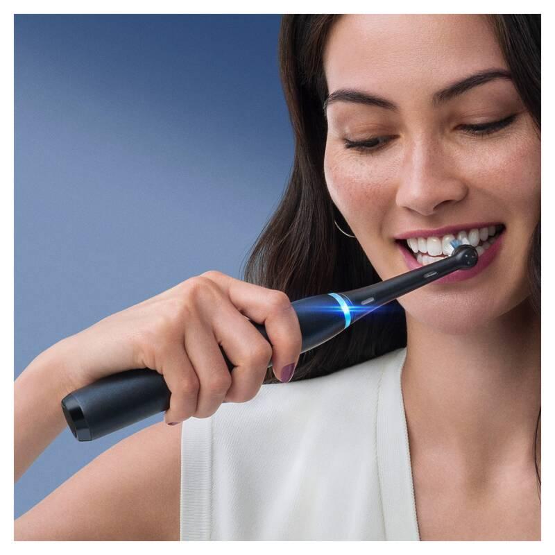 Zubní kartáček Oral-B iO8 Series Black Onyx