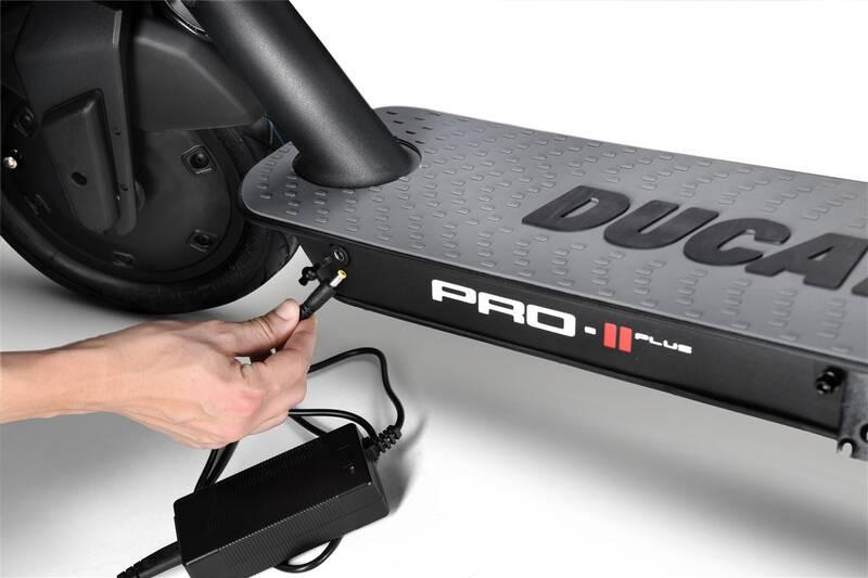 Elektrická koloběžka Ducati PRO-II PLUS