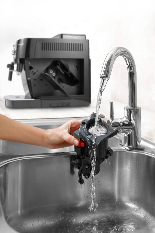 Espresso DeLonghi Magnifica S Ecam 22.112 B černé