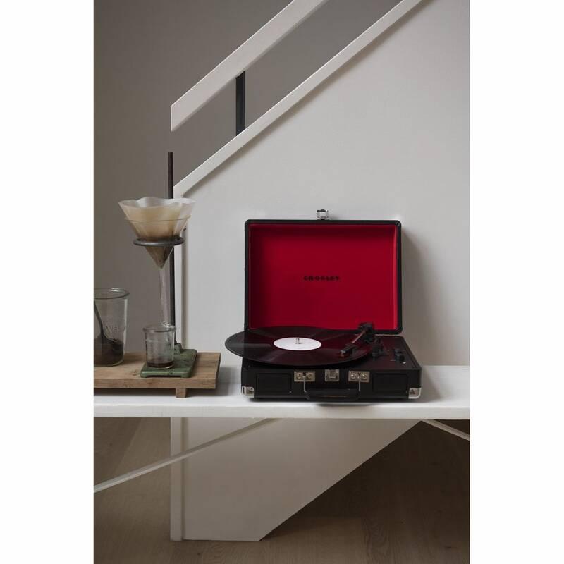 Gramofon Crosley Cruiser Deluxe BT černý