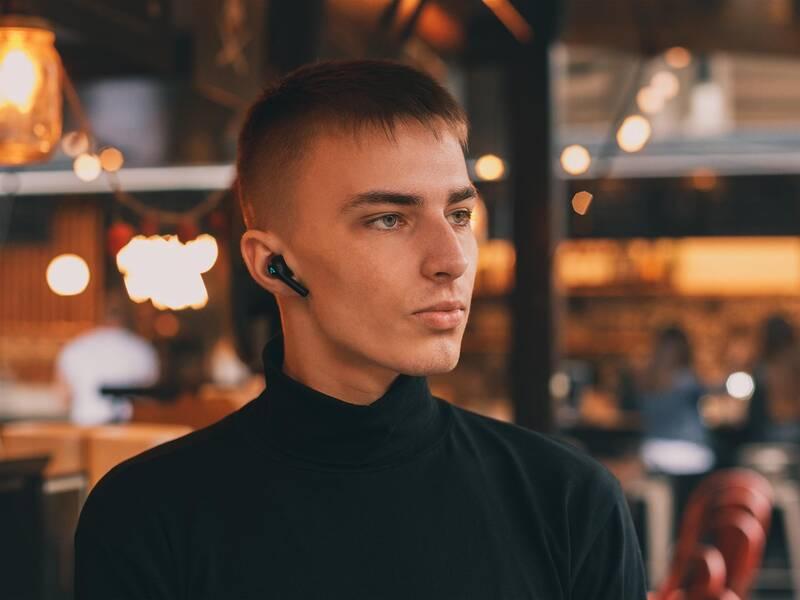 Sluchátka LAMAX Trims1 černá