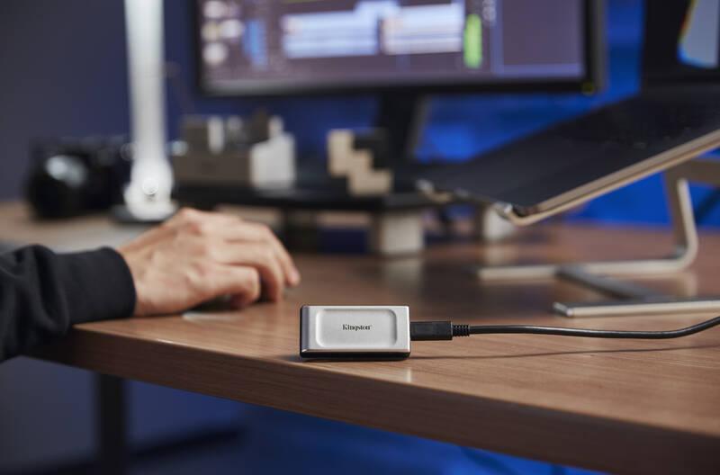 SSD externí Kingston XS2000 1TB stříbrný