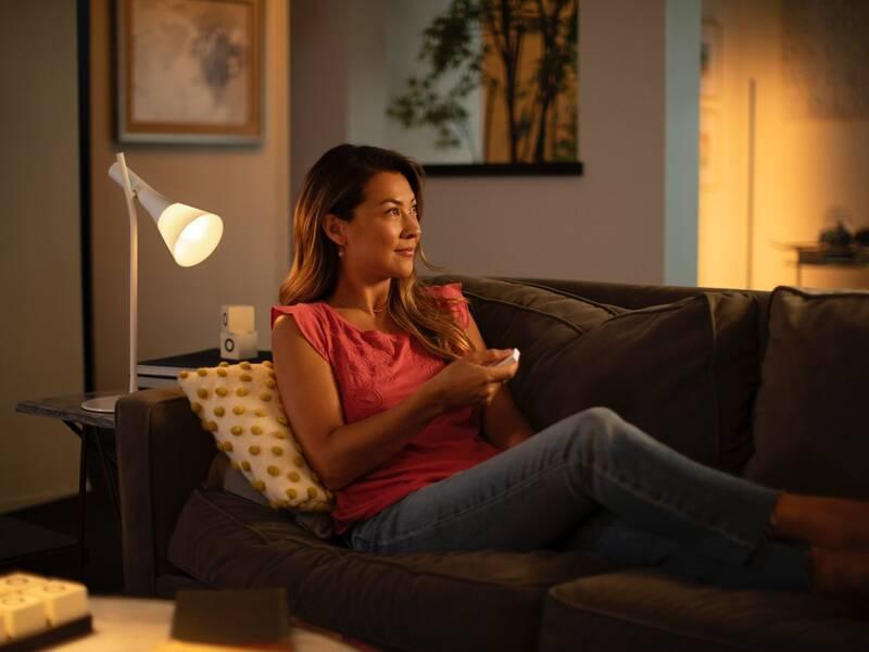 Startovací sada Philips Hue Bluetooth, 8W, E27, White Ambiance bridge Switch