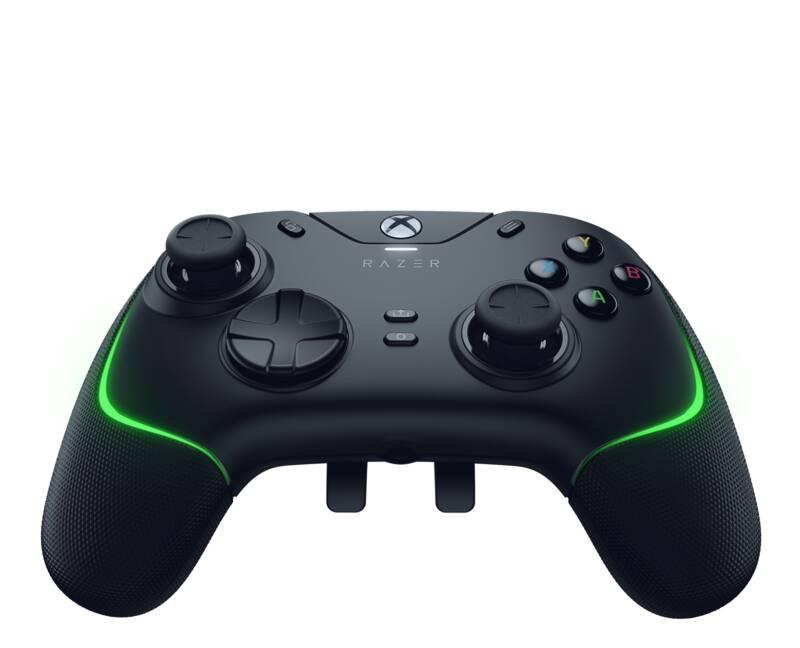 Gamepad Razer Wolverine V2 Chroma pro Xbox černý