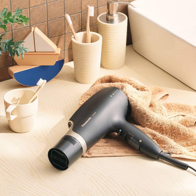 Fén Panasonic Nanoe™ EH-NA67-K825