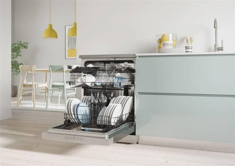 Myčka nádobí Candy CFB 3B4DFX nerez