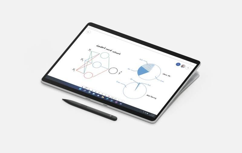 Notebook Microsoft Surface Pro 8 stříbrný