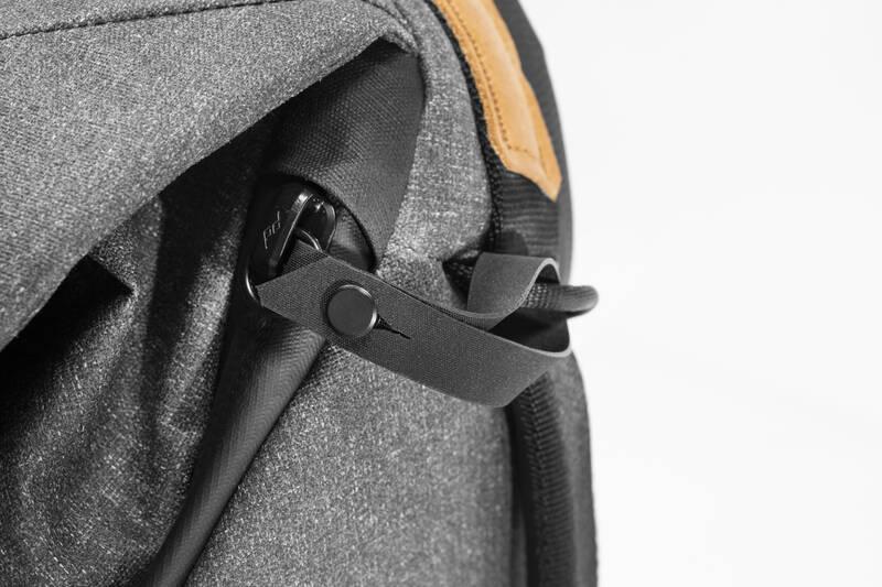 Batoh Peak Design Everyday Backpack 20L šedý