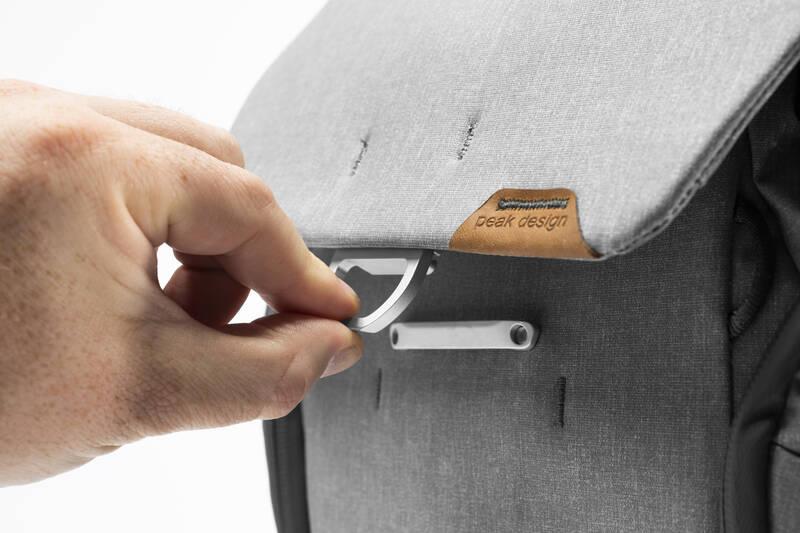 Batoh Peak Design Everyday Backpack 20L šedý