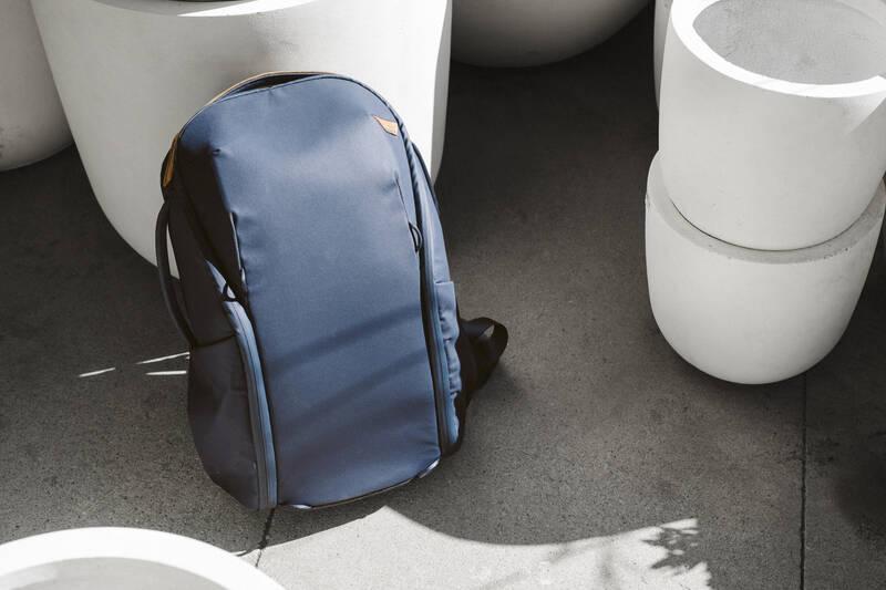 Batoh Peak Design Everyday Backpack Zip 20L modrý