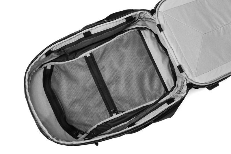 Batoh Peak Design Travel Backpack 30L černý