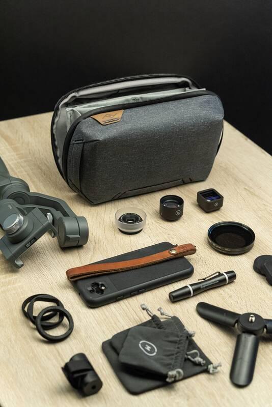 Pouzdro Peak Design Tech Pouch šedé