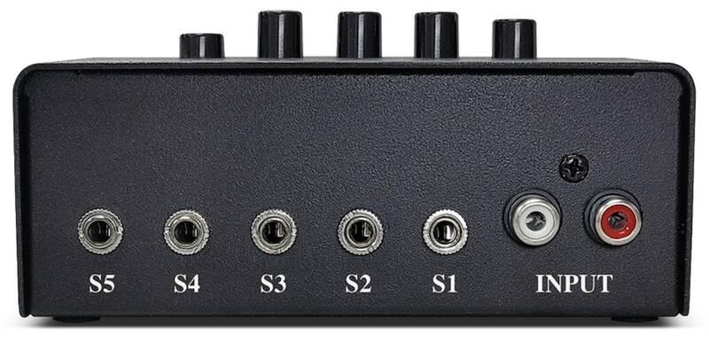 Přepínač Genius Stereo Switching Box černý