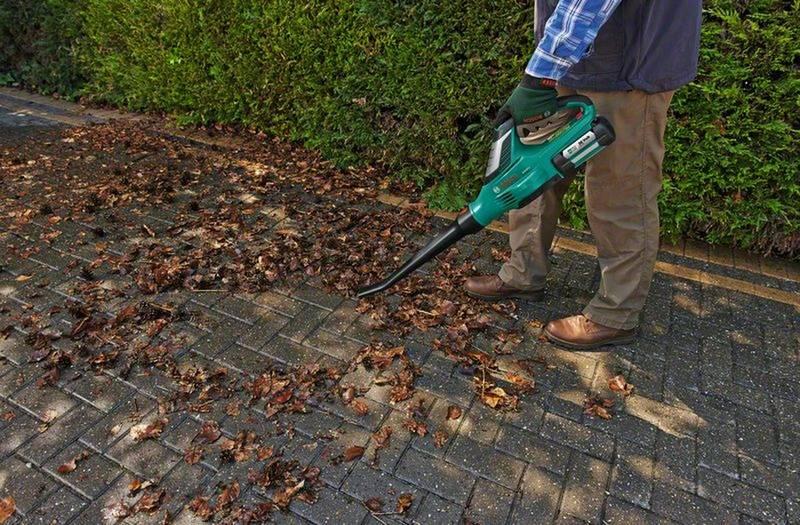 Foukač listí Bosch AdvancedAir 36