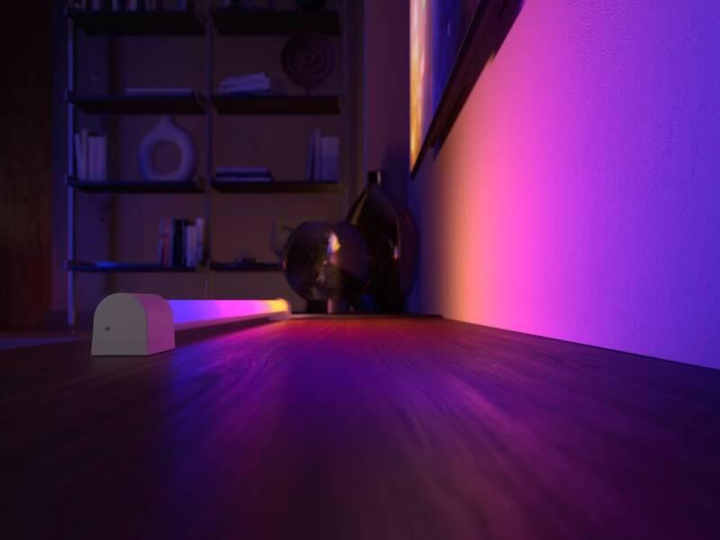 Stolní svítidlo Philips Hue Play Gradient Light Tube large bílé
