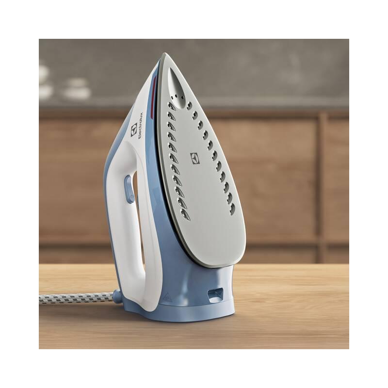 Žehlicí systém Electrolux Care 500 E5ST1-2DB bílá modrá