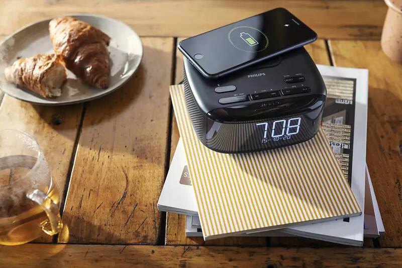 Radiobudík Philips TAR7705 černý